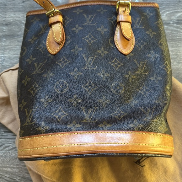 Louis Vuitton Petite bucket monogram - Picture 16 of 16
